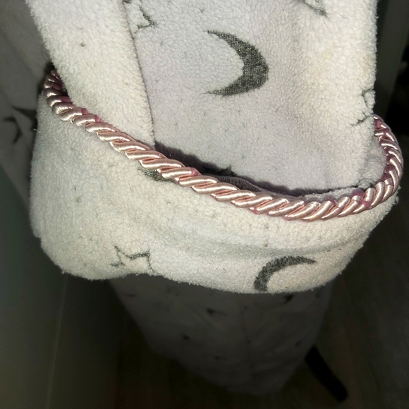 Robe with celestial pattern - Picture 7 of 8